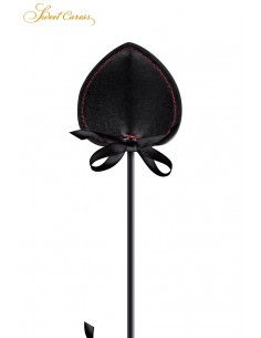 Tapette pique avec pompon rouge - Sweet Caress 2